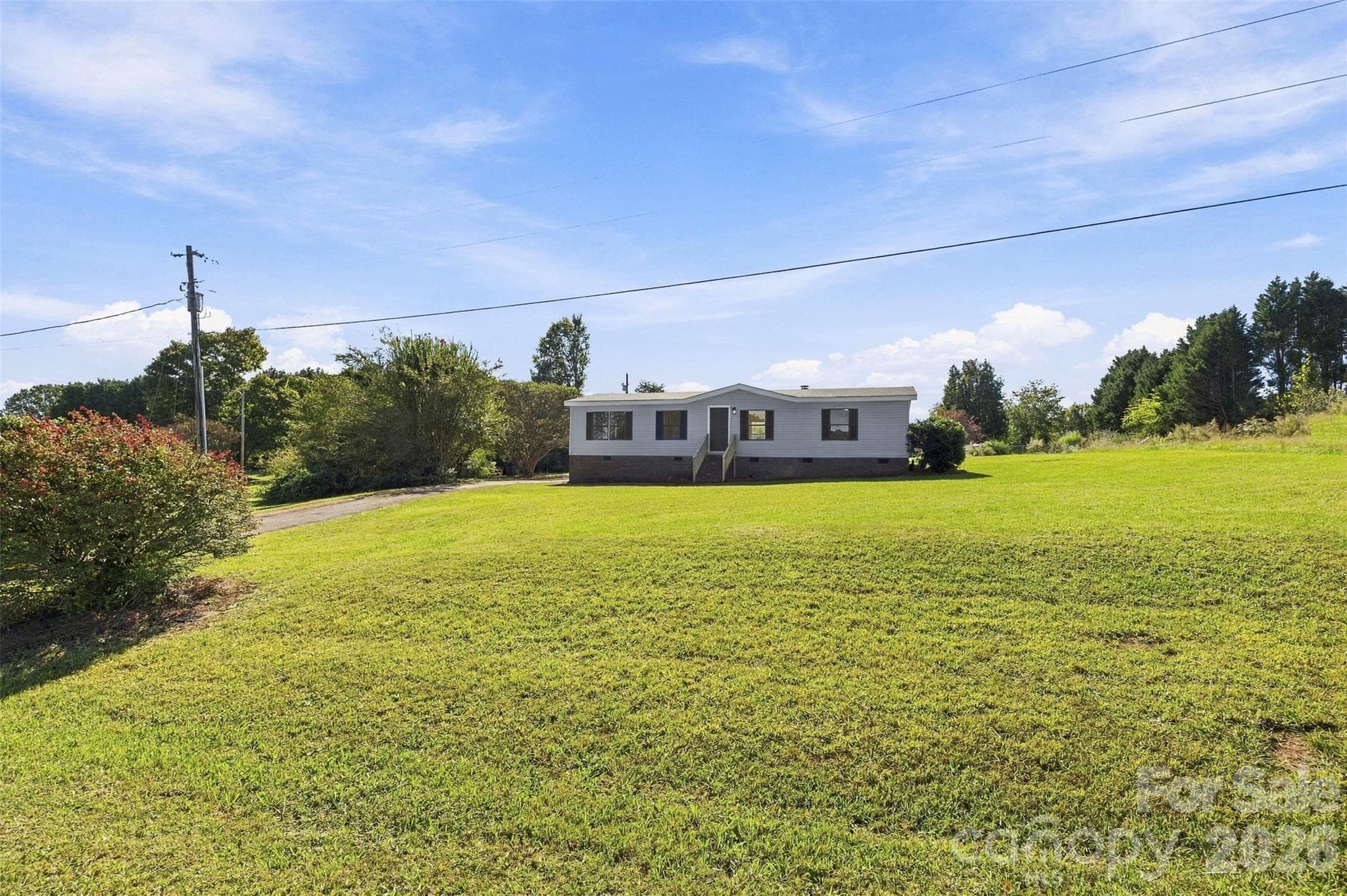 Single Family Residence at 144 Sonja Drive, Statesville, photo 3 of 37