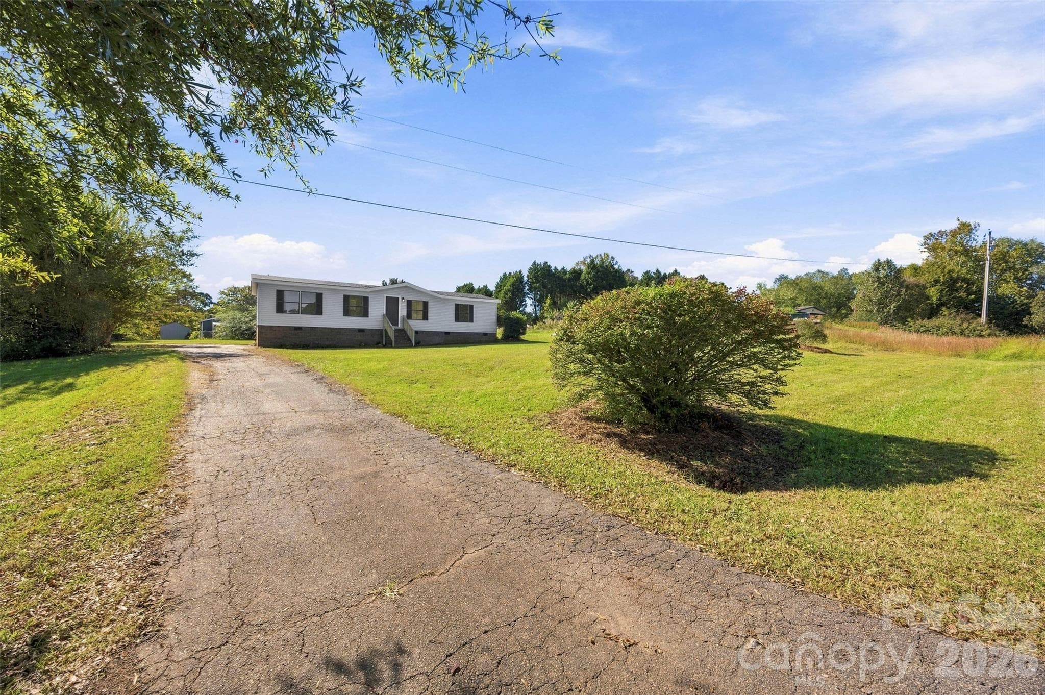 Single Family Residence at 144 Sonja Drive, Statesville, photo 5 of 37