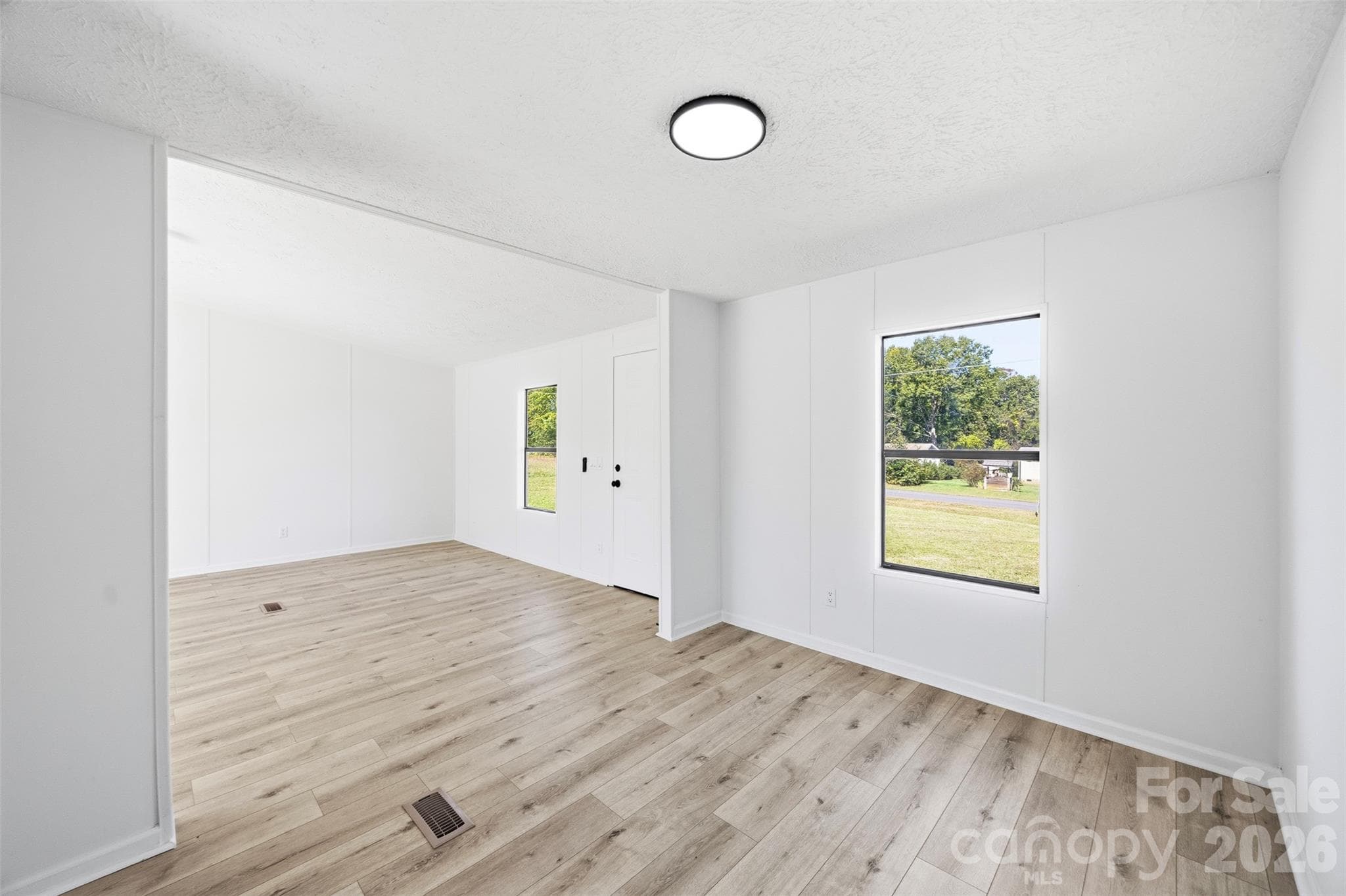 Single Family Residence at 144 Sonja Drive, Statesville, photo 14 of 37