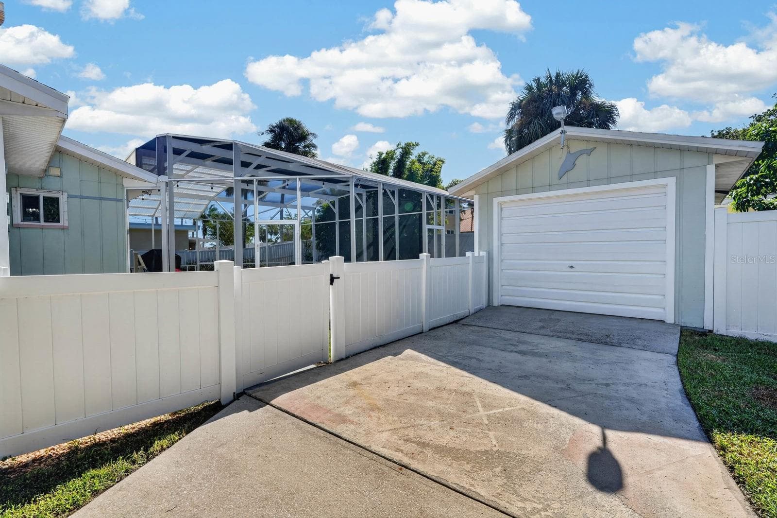 Single Family Residence at 115 SAN ROBAR DR, HOLLY HILL, photo 46 of 59