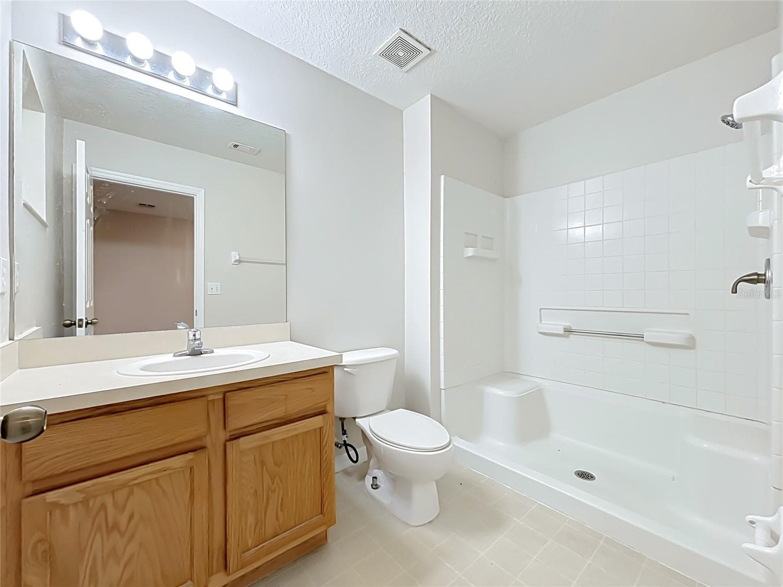 Townhouse at 8474 CRYSTAL COVE LOOP, KISSIMMEE, photo 28 of 56