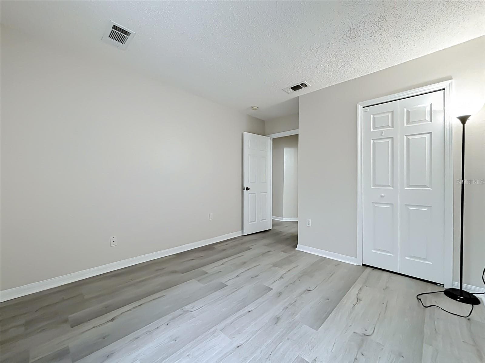 Townhouse at 8474 CRYSTAL COVE LOOP, KISSIMMEE, photo 31 of 56