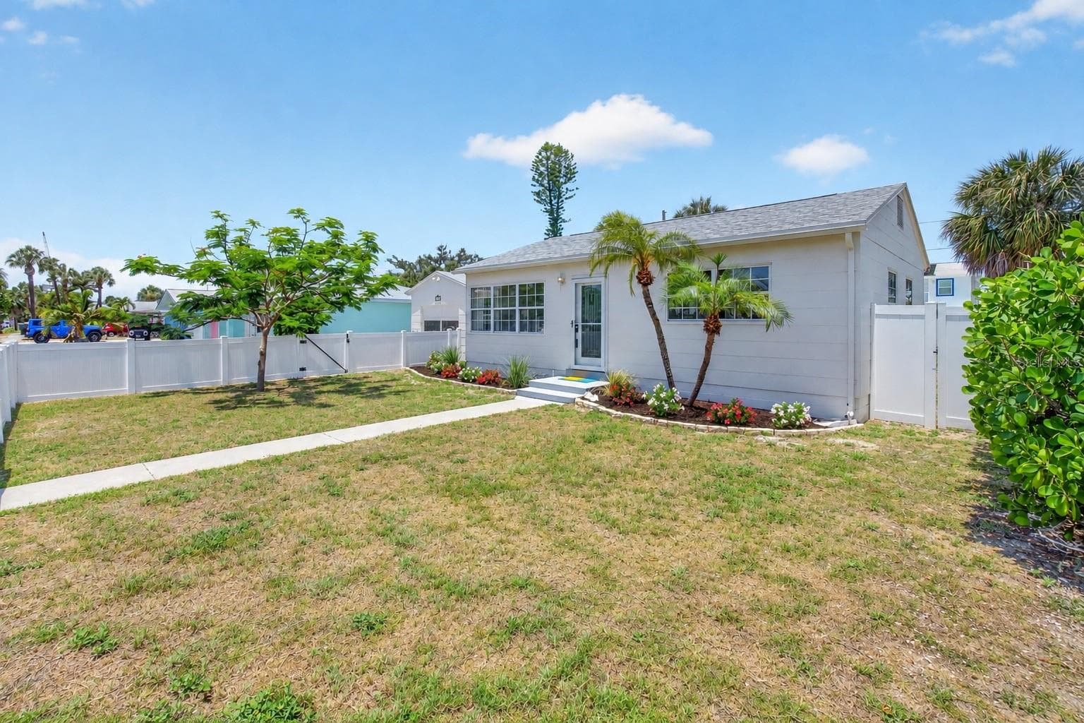Single Family Residence at 260 42ND AVE, ST PETE BEACH, photo 31 of 38