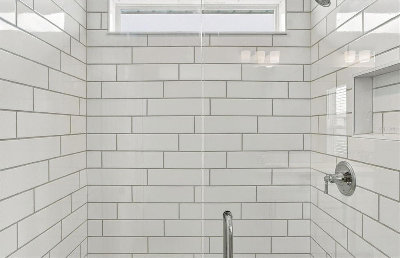 Owner's Walk-in Shower - 33506 BARNEBROOK DR, WESLEY CHAPEL
