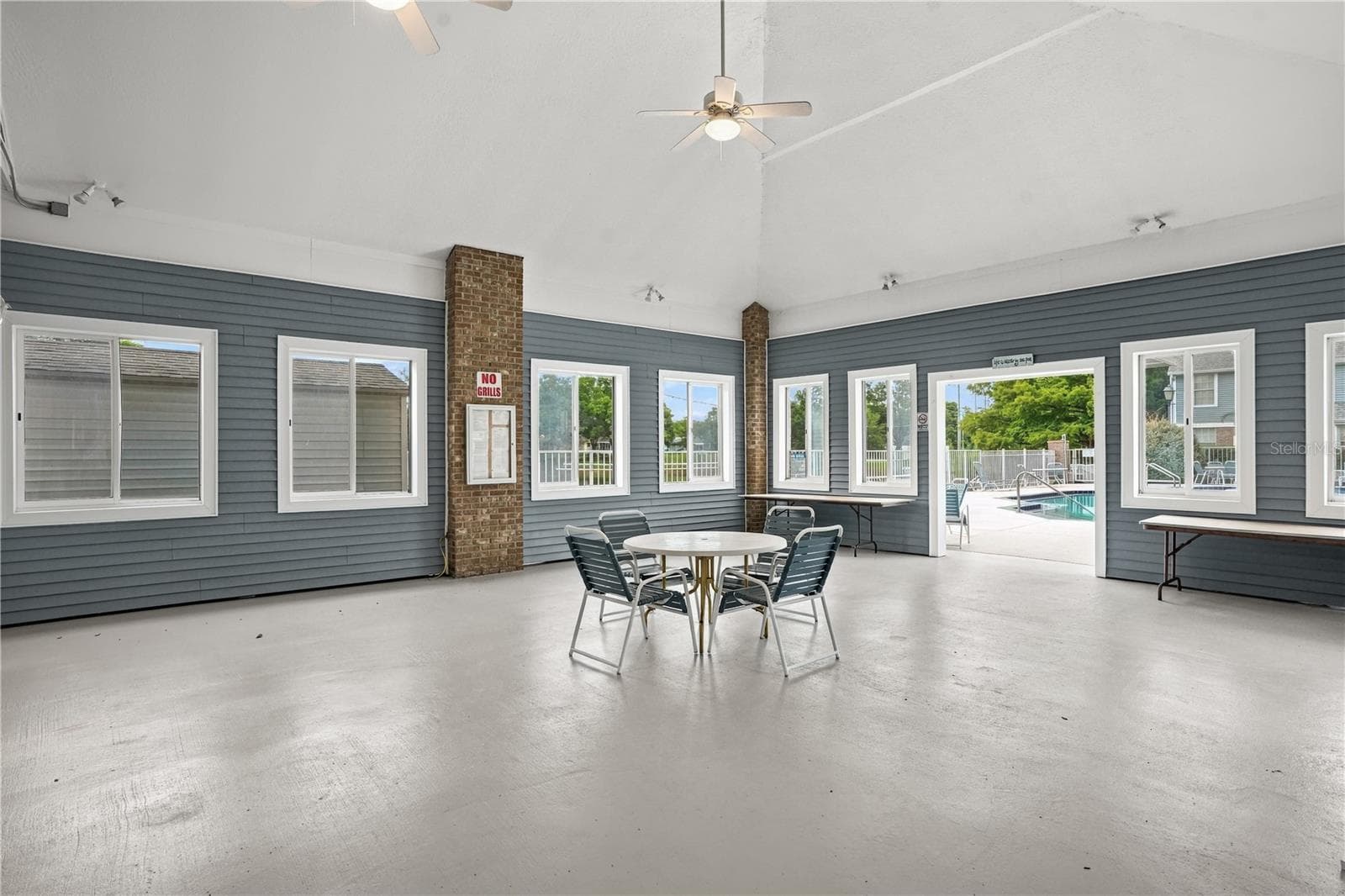 Condominium at 4801 COACHMANS DR DR #3, ORLANDO, photo 23 of 24