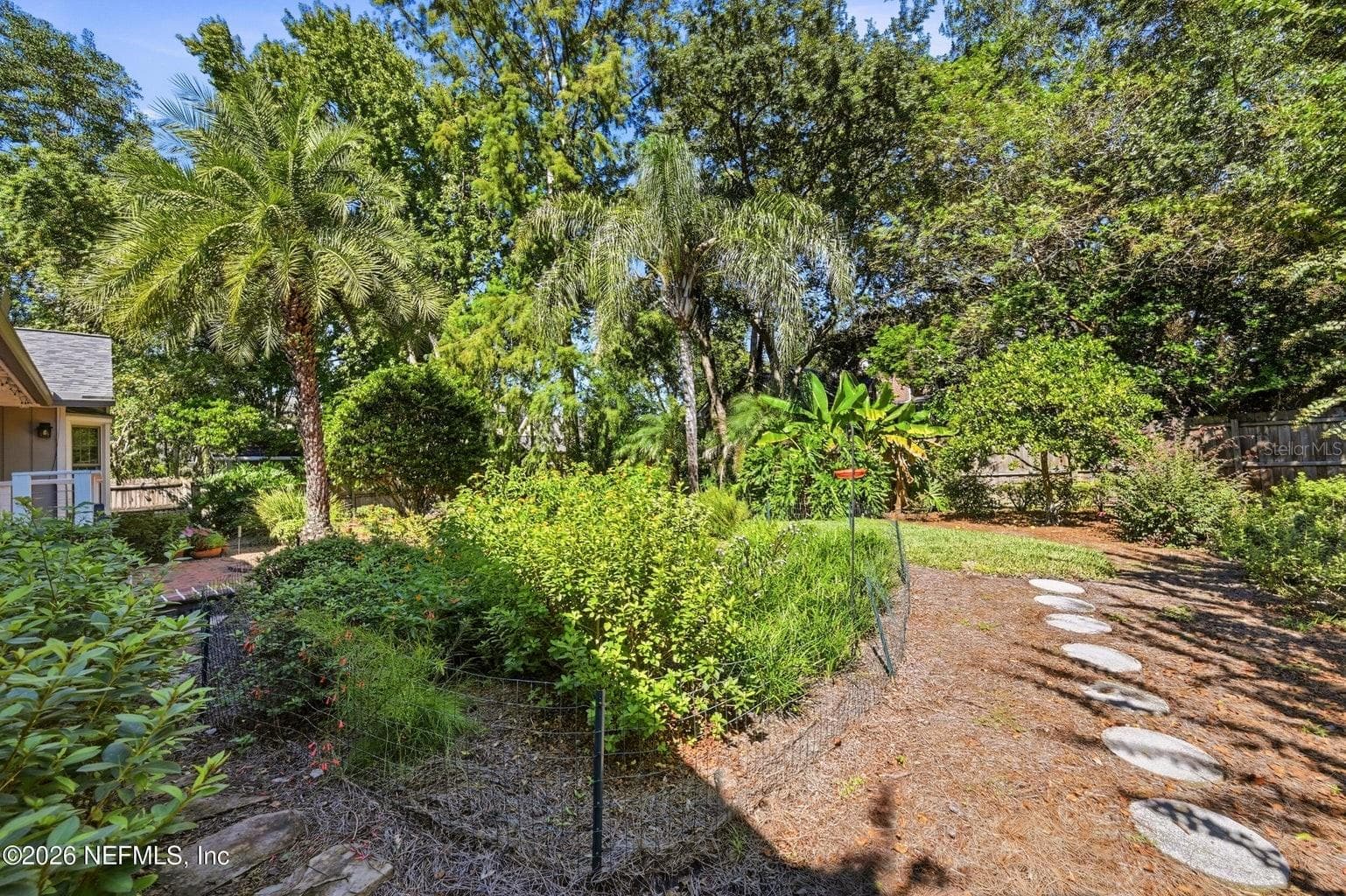 Backyard - VENETIA SEC 03, JACKSONVILLE