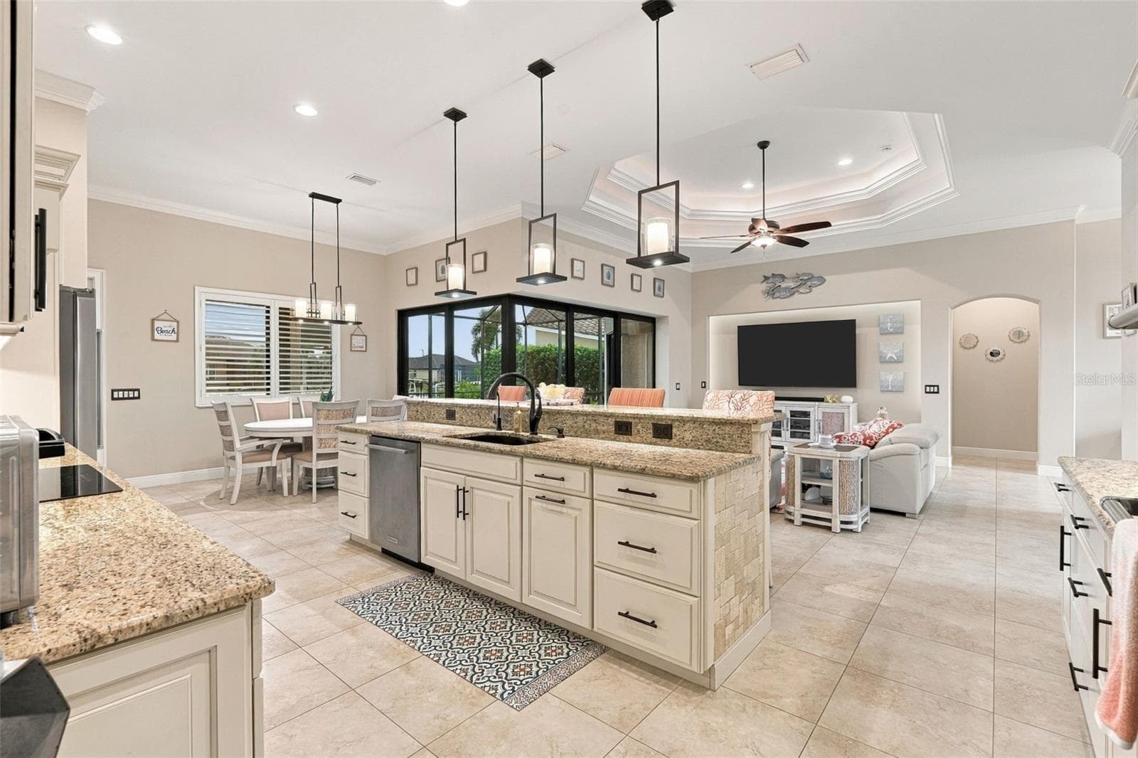 Single Family Residence at 325 SEGOVIA DR, PUNTA GORDA, photo 19 of 52