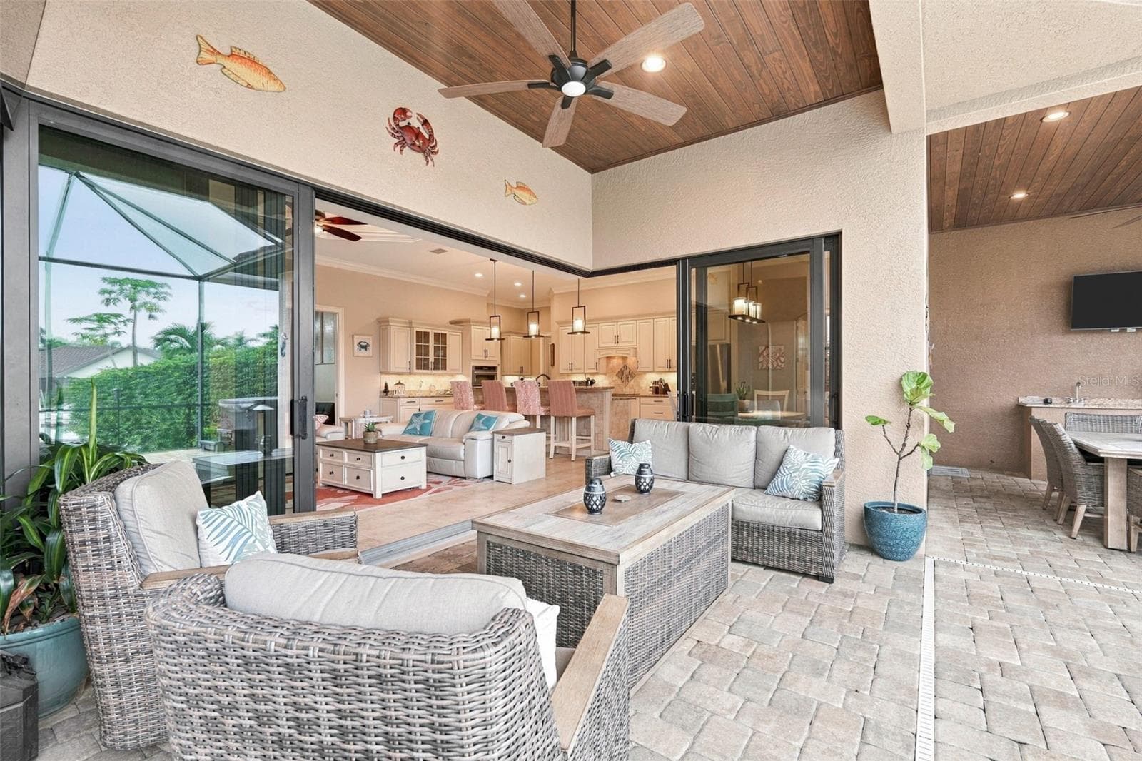 Single Family Residence at 325 SEGOVIA DR, PUNTA GORDA, photo 37 of 52
