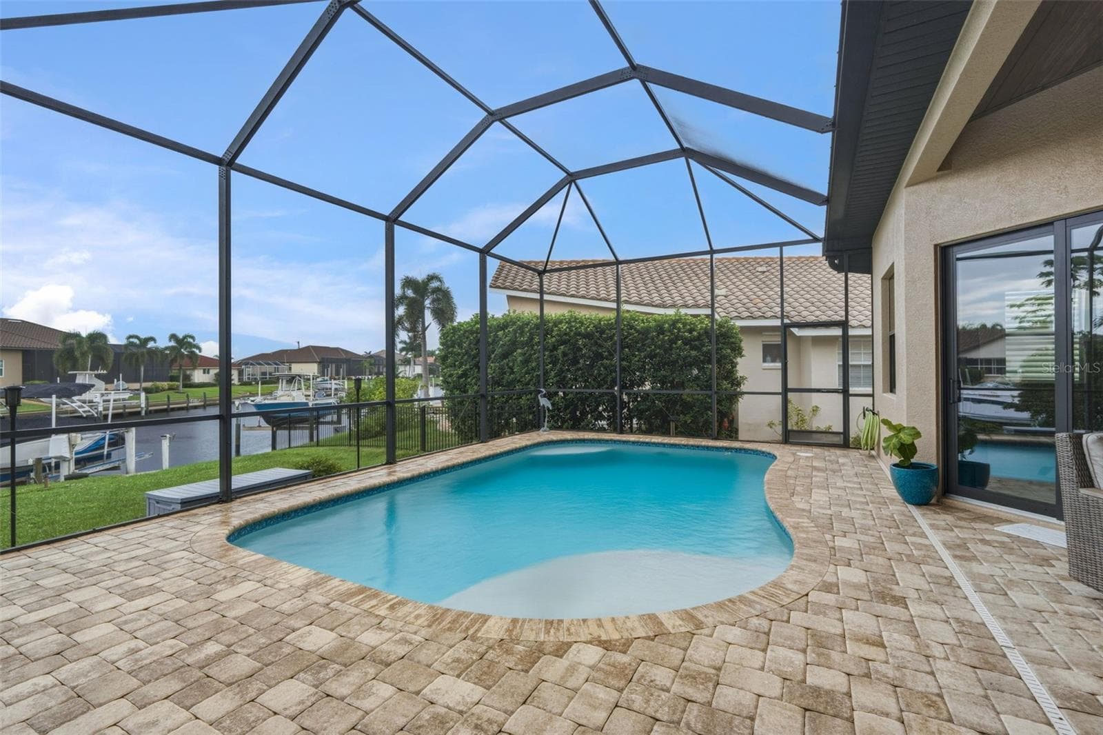 Single Family Residence at 325 SEGOVIA DR, PUNTA GORDA, photo 43 of 52