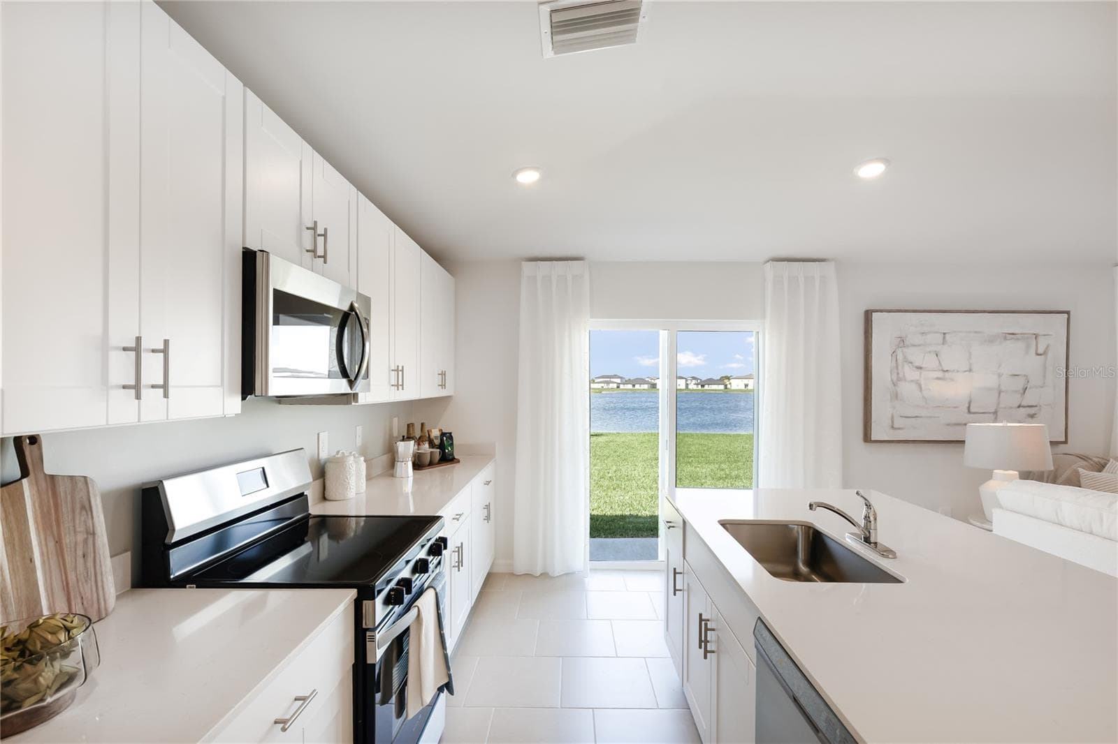 Single Family Residence at 1426 VISCAYA DR, PORT CHARLOTTE, photo 8 of 25