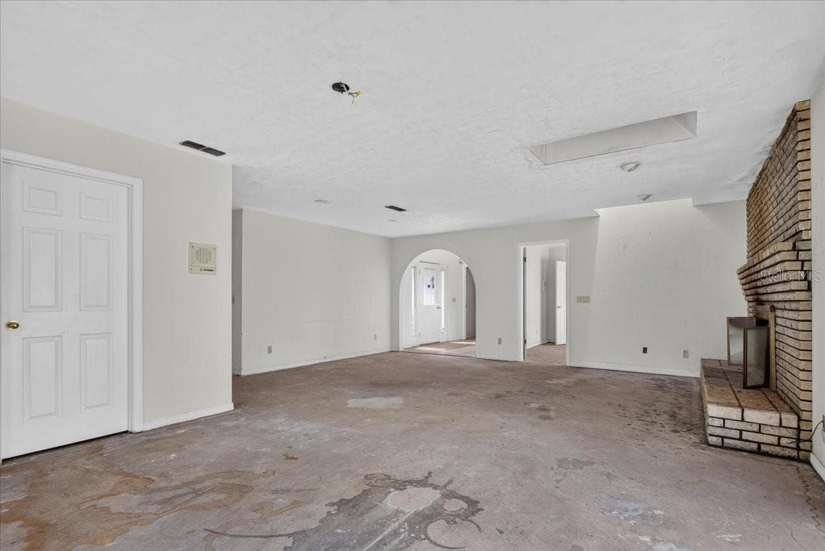 Single Family Residence at 7317 NW 218TH AVE, ALACHUA, photo 8 of 17