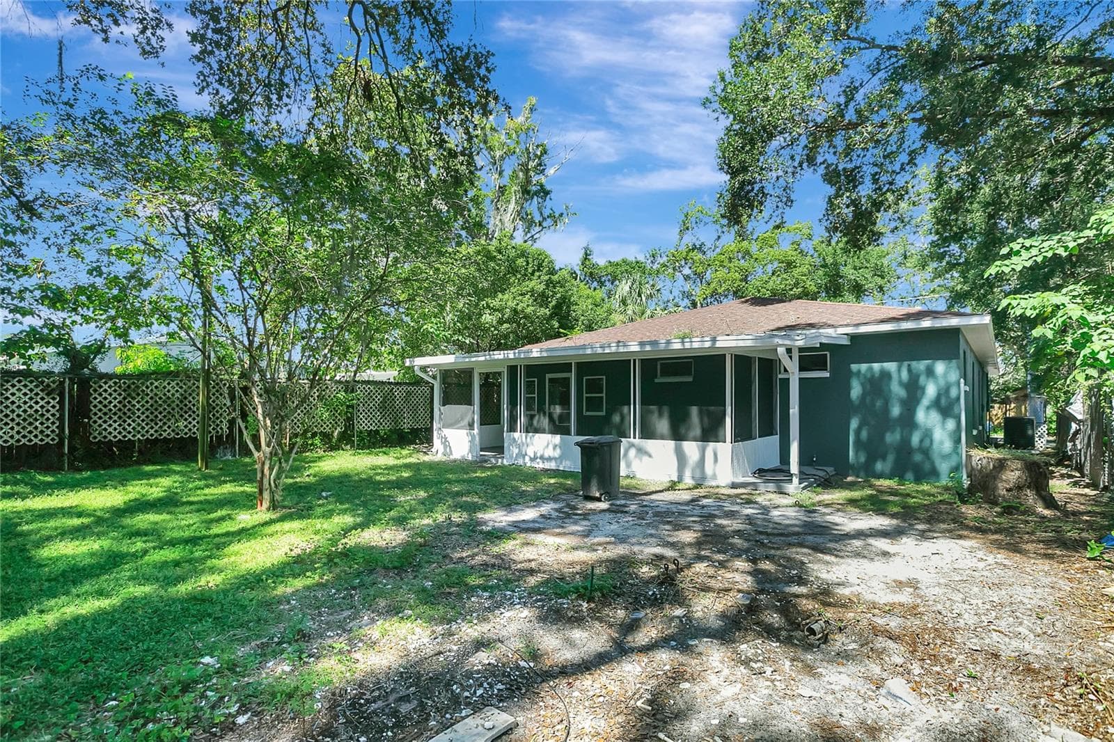 Single Family Residence at 3419 E DIANA ST, TAMPA, photo 33 of 37