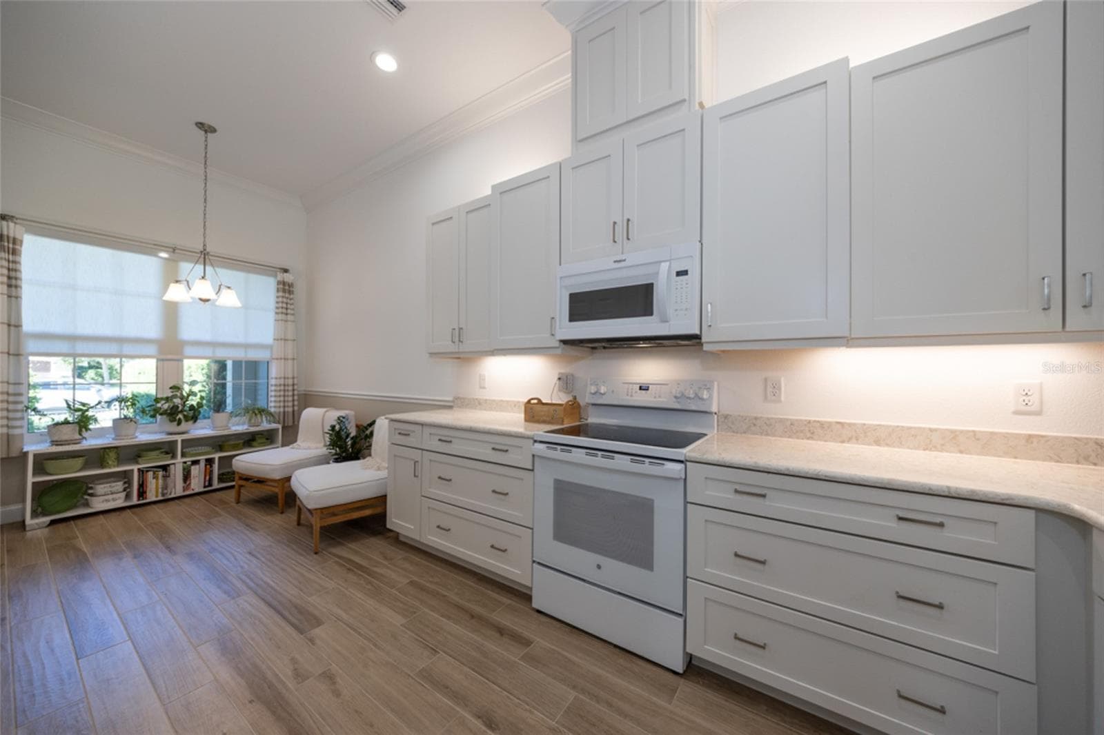 Kitchen and Breakfast Area with Window. - 3245 BAILEY ANN DR, ORMOND BEACH