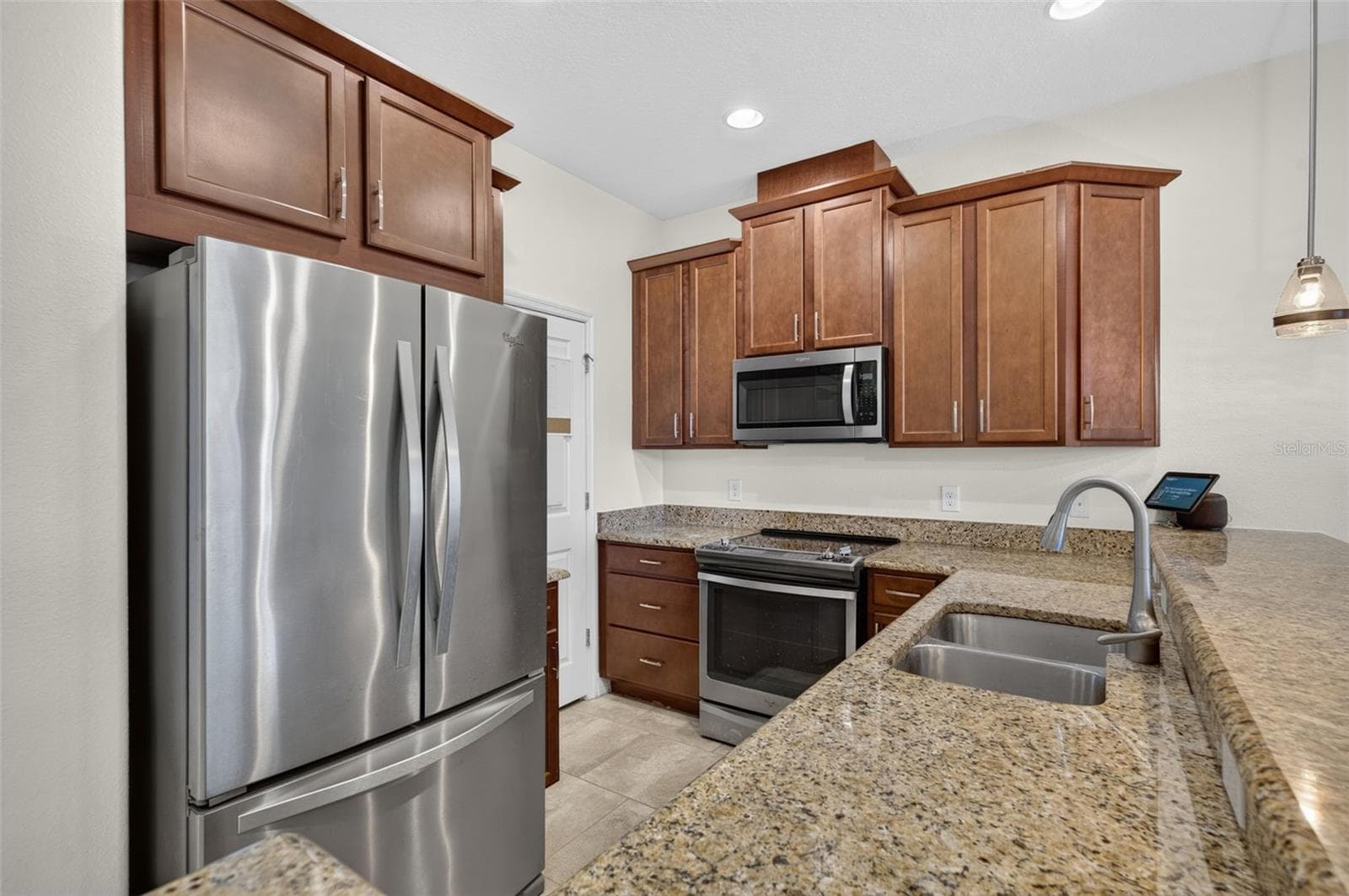 Townhouse at 457 GEE HAMMOCK LN, WINTER SPRINGS, photo 14 of 33