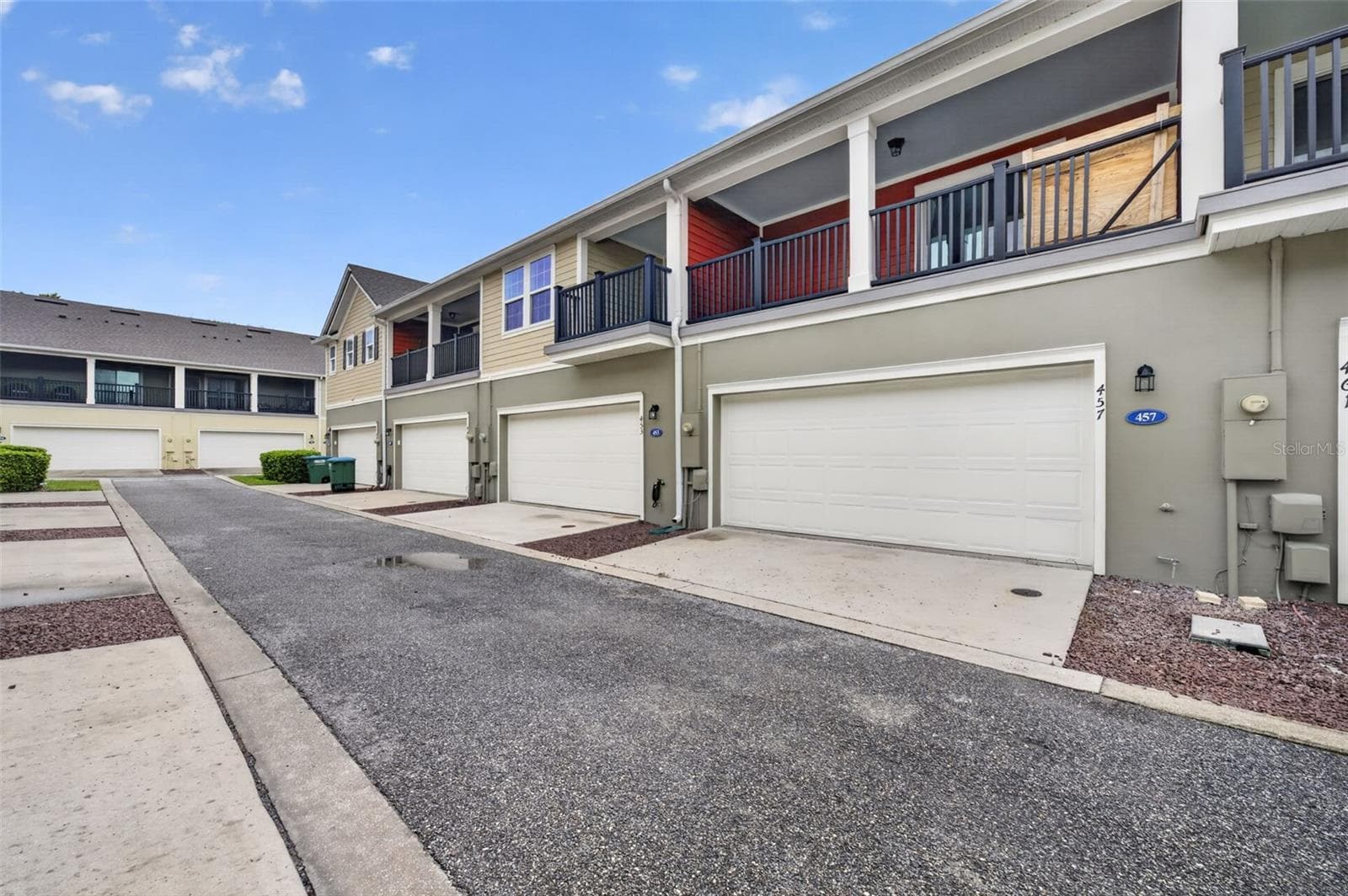 rear garage access - 457 GEE HAMMOCK LN, WINTER SPRINGS