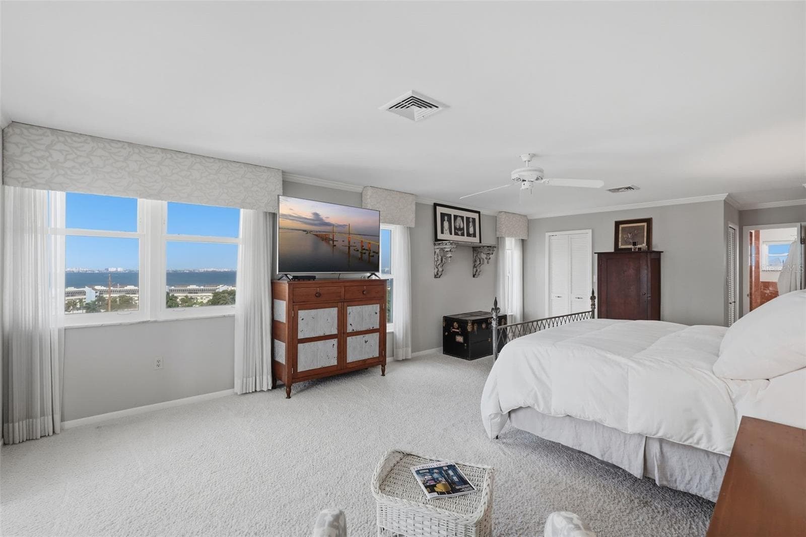 Condominium at 5108 BRITTANY DR S #1008, ST PETERSBURG, photo 52 of 110