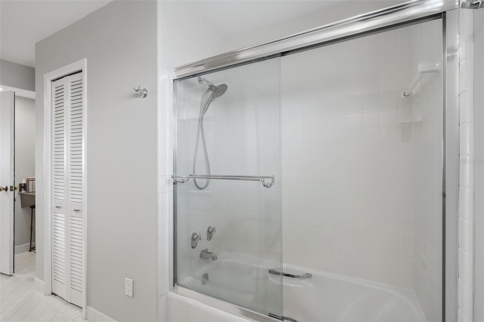 Condominium at 5108 BRITTANY DR S #1008, ST PETERSBURG, photo 67 of 110
