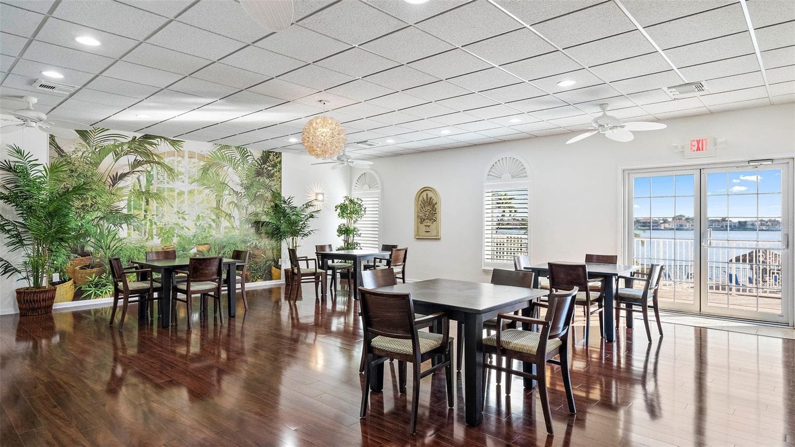 Condominium at 5108 BRITTANY DR S #1008, ST PETERSBURG, photo 89 of 110