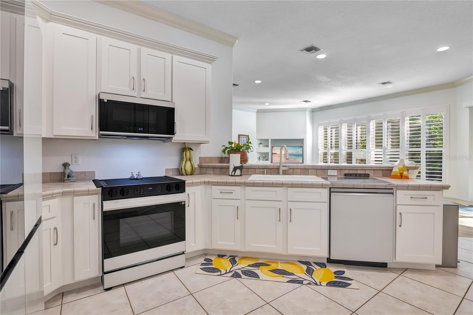 Single Family Residence at 11941 GRACES WAY, CLERMONT, photo 24 of 47