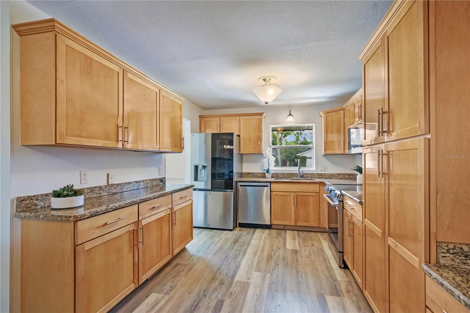 Kitchen, all new appliances, and granite countertops - 4415 HAYLOCK DR, ORLANDO