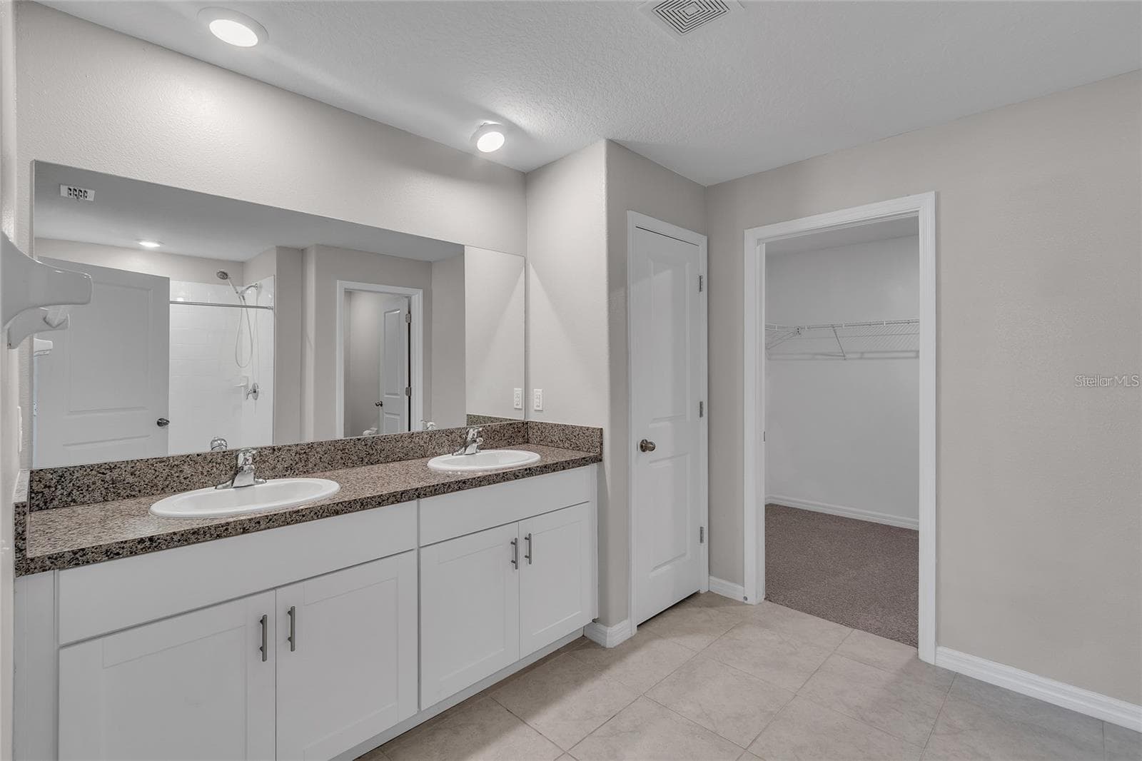 Single Family Residence at 10357 SCARLET SKIMMER DR, RIVERVIEW, photo 14 of 35