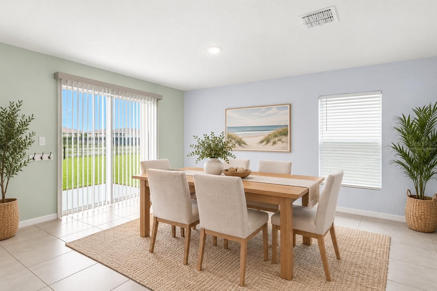 Virtually staged dining room - 10116 CHARLOTTE DR, PARRISH
