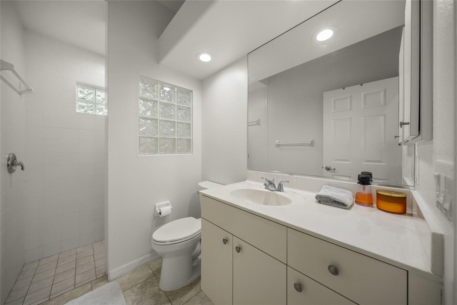 Single Family Residence at 4749 ACORN CIR, SARASOTA, photo 28 of 49