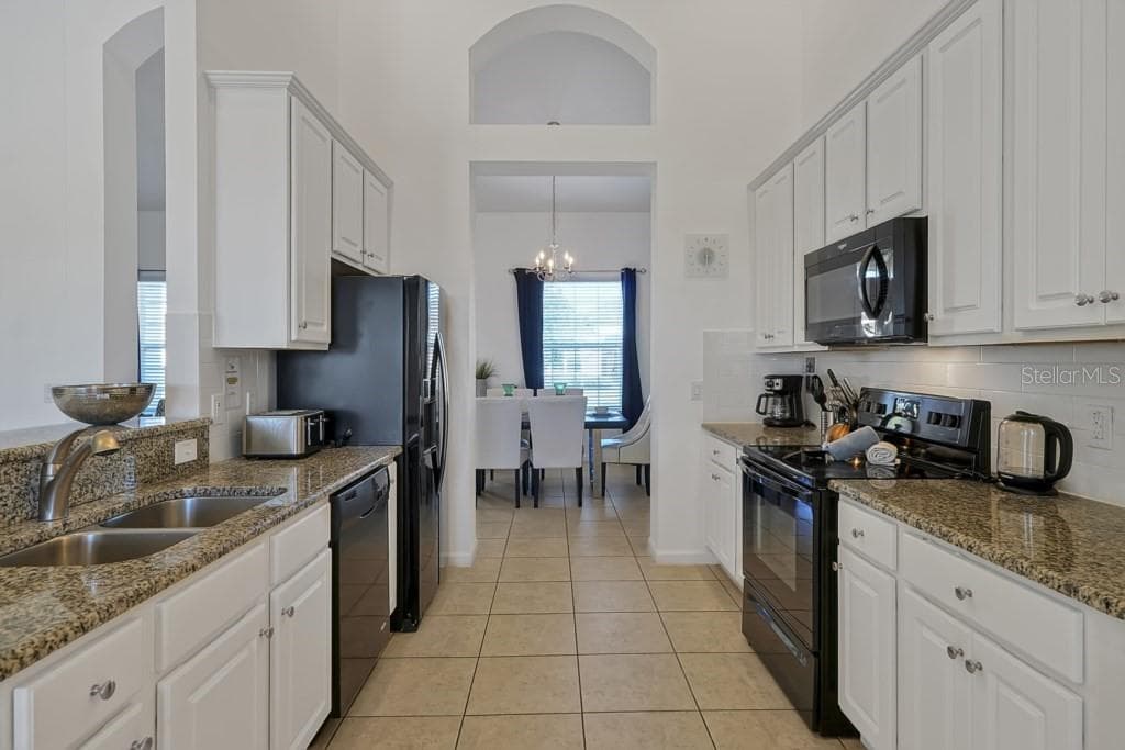 Single Family Residence at 4095 OAKTREE DR, DAVENPORT, photo 2 of 35