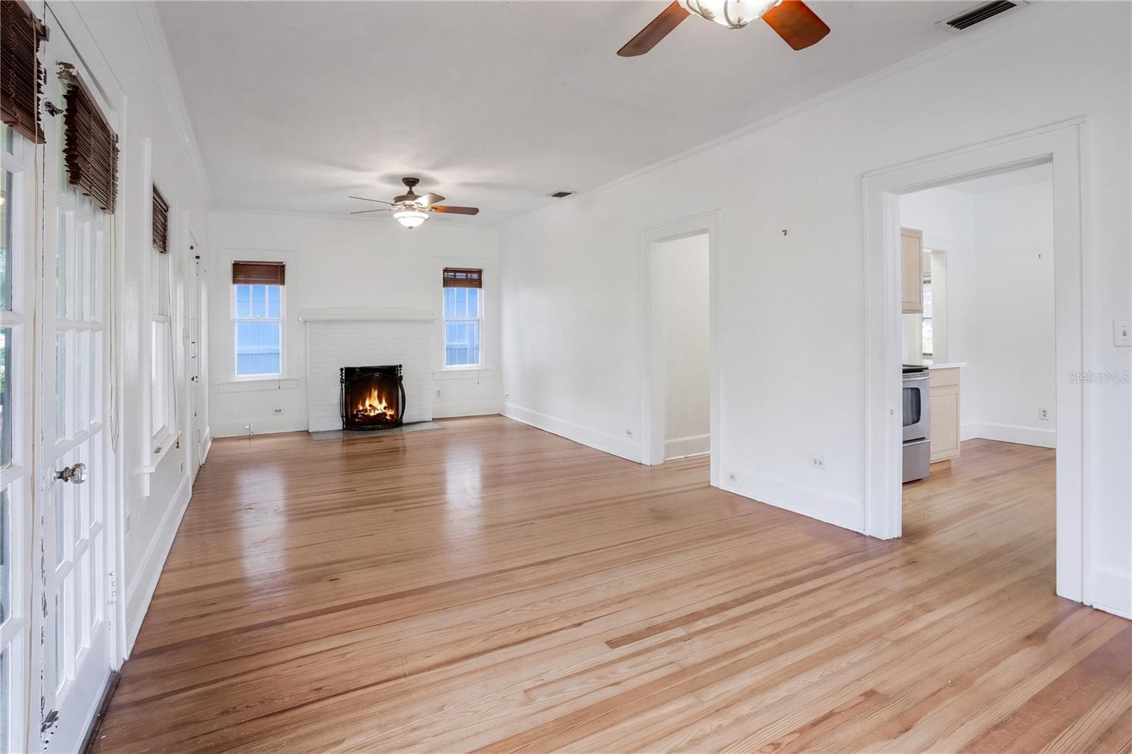 Single Family Residence at 1330 21ST AVE N, ST PETERSBURG, photo 6 of 20