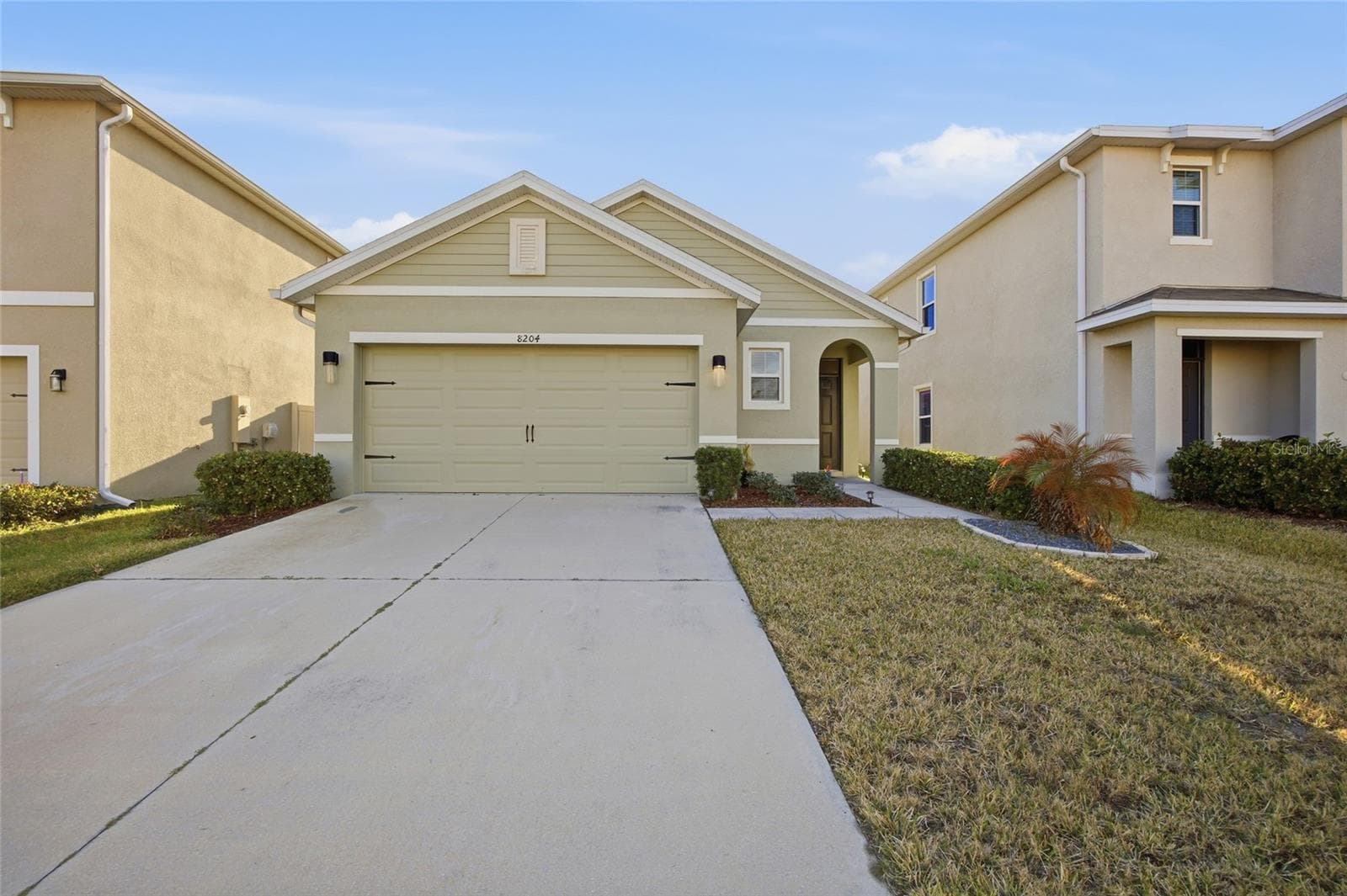 Single Family Residence at 8204 PELICAN REED CIR, WESLEY CHAPEL, photo 3 of 32
