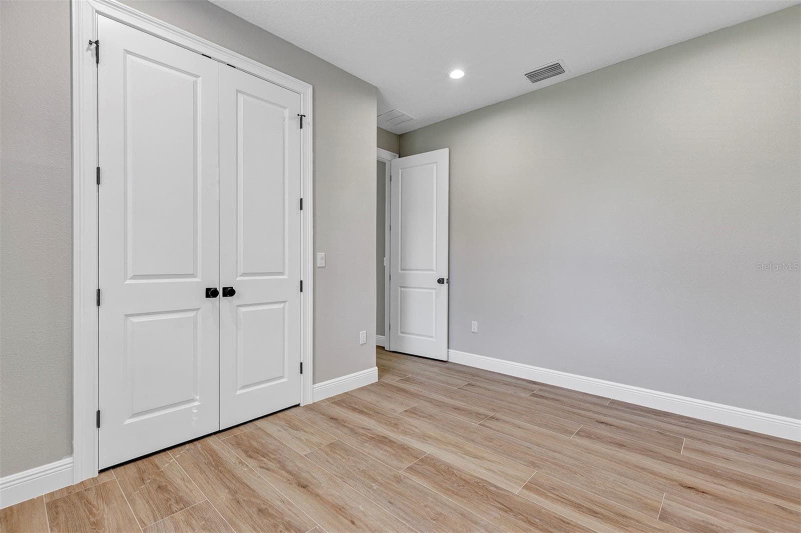 Single Family Residence at 13875 SE 53RD TER, SUMMERFIELD, photo 21 of 40