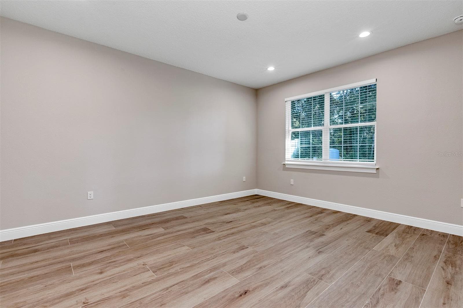 Single Family Residence at 13875 SE 53RD TER, SUMMERFIELD, photo 33 of 40