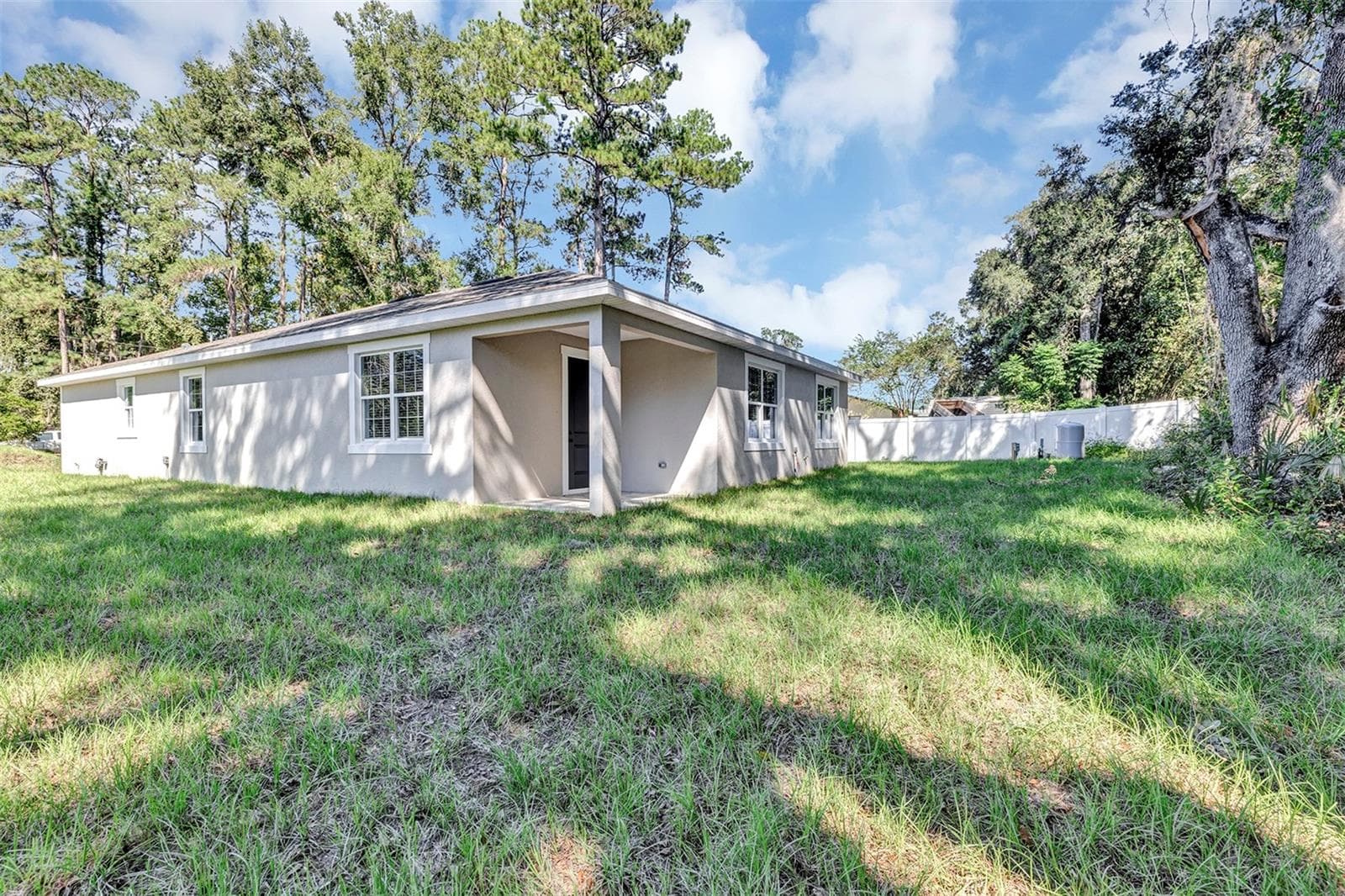 Single Family Residence at 13875 SE 53RD TER, SUMMERFIELD, photo 37 of 40
