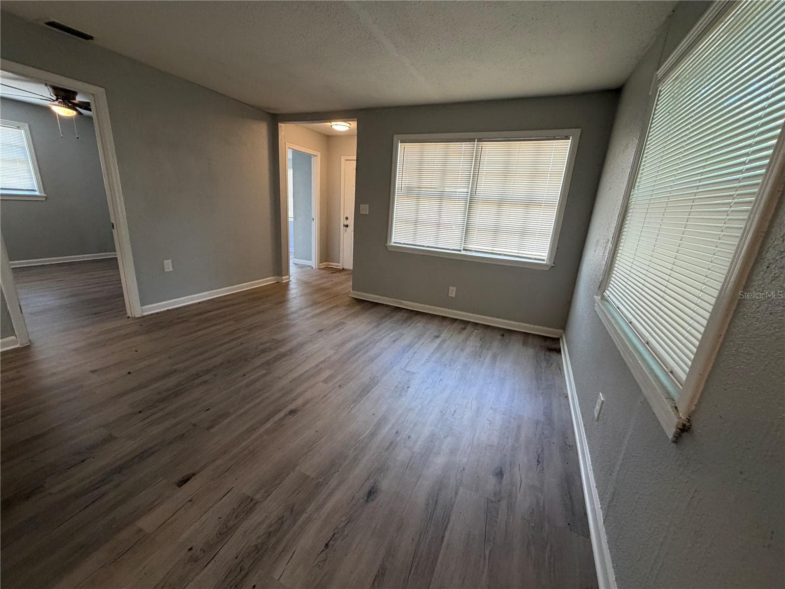 Single Family Residence at 2410 18TH AVE S, ST PETERSBURG, photo 5 of 17