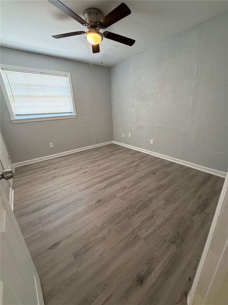 Single Family Residence at 2410 18TH AVE S, ST PETERSBURG, photo 8 of 17