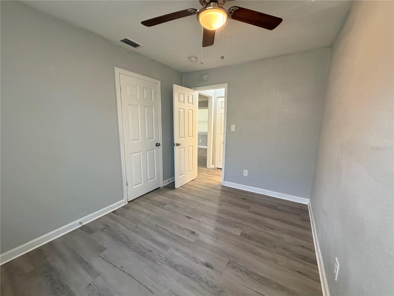 Single Family Residence at 2410 18TH AVE S, ST PETERSBURG, photo 11 of 17
