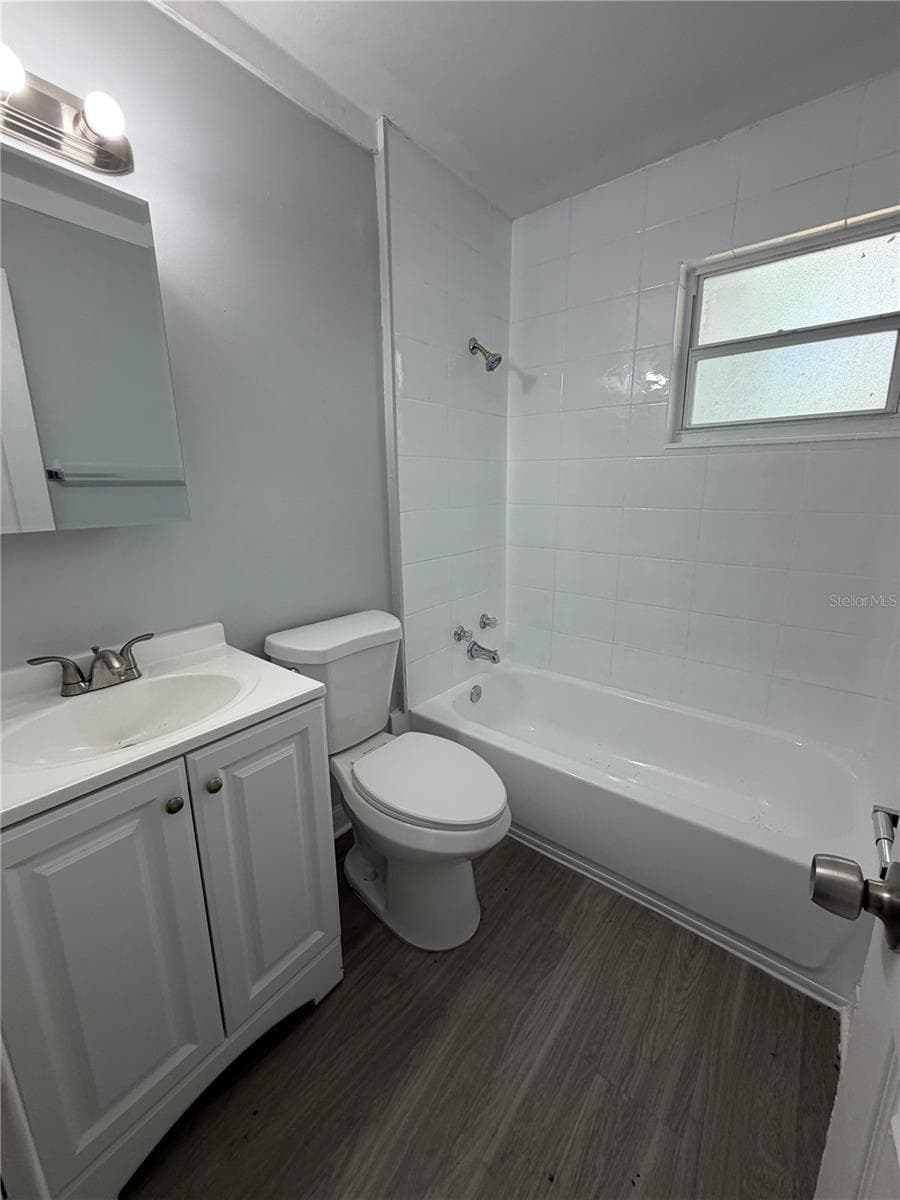 Single Family Residence at 2935 DR MARTIN LUTHER KING JR ST S, ST PETERSBURG, photo 13 of 19