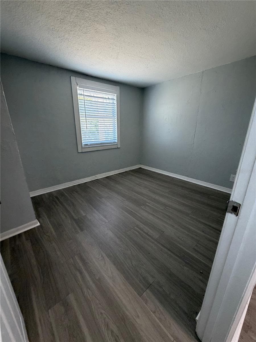 Single Family Residence at 2935 DR MARTIN LUTHER KING JR ST S, ST PETERSBURG, photo 14 of 19