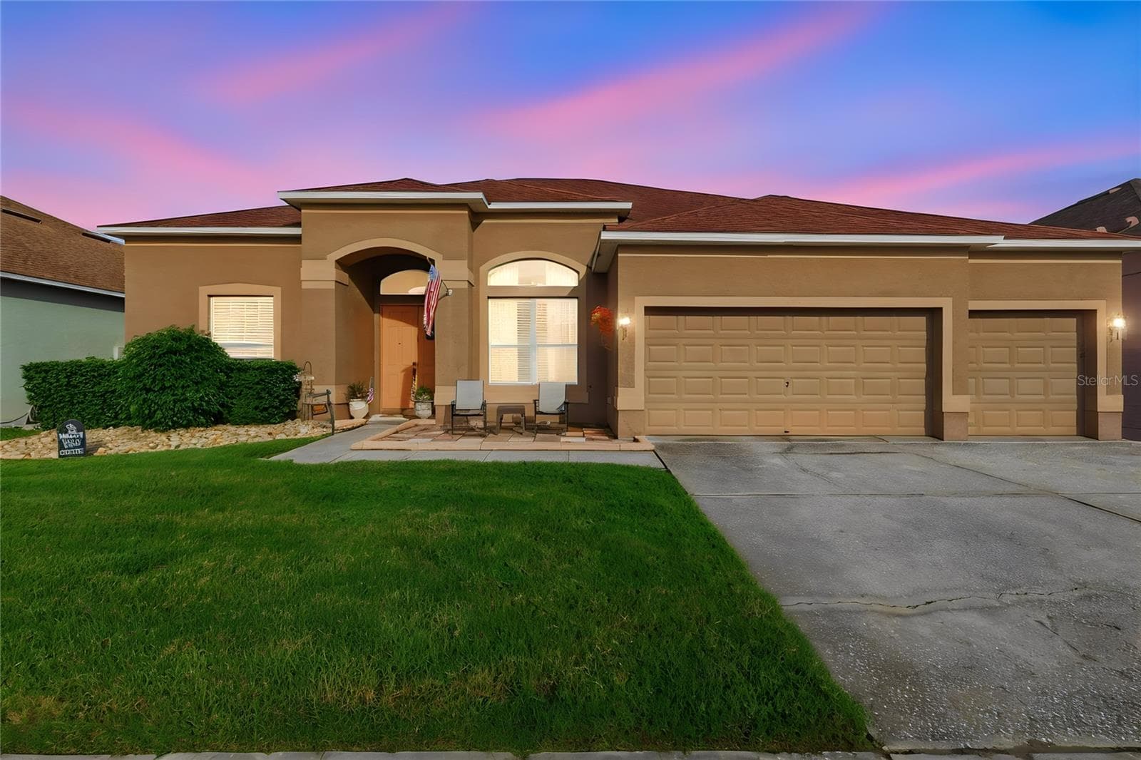 439 FIELDSTREAM BLVD