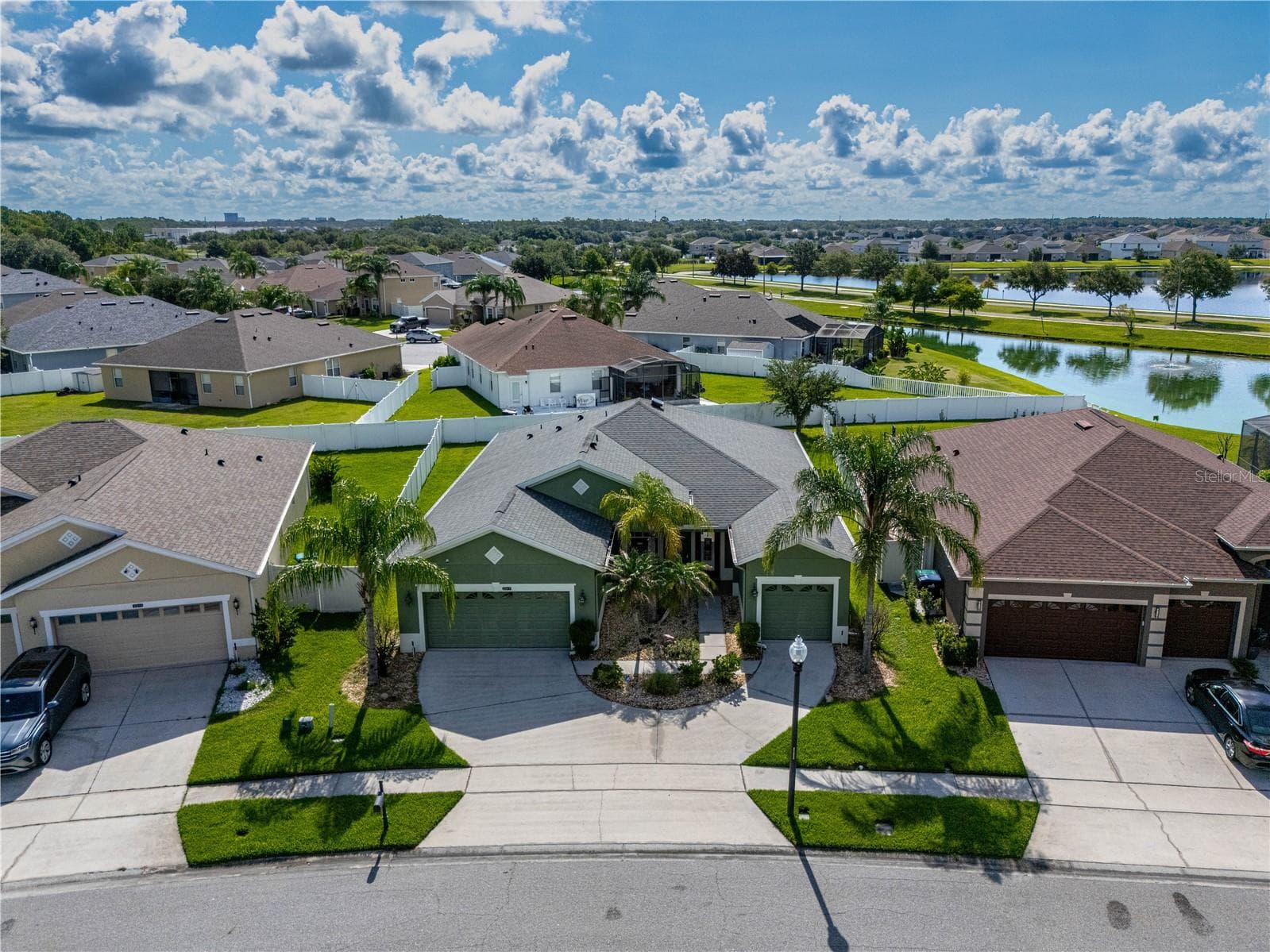 Single Family Residence at 2317 CROSSTON CIR, ORLANDO, photo 4 of 112