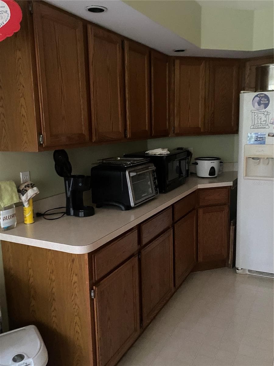 Kitchen area - 11492 SW 82ND COURT RD, OCALA