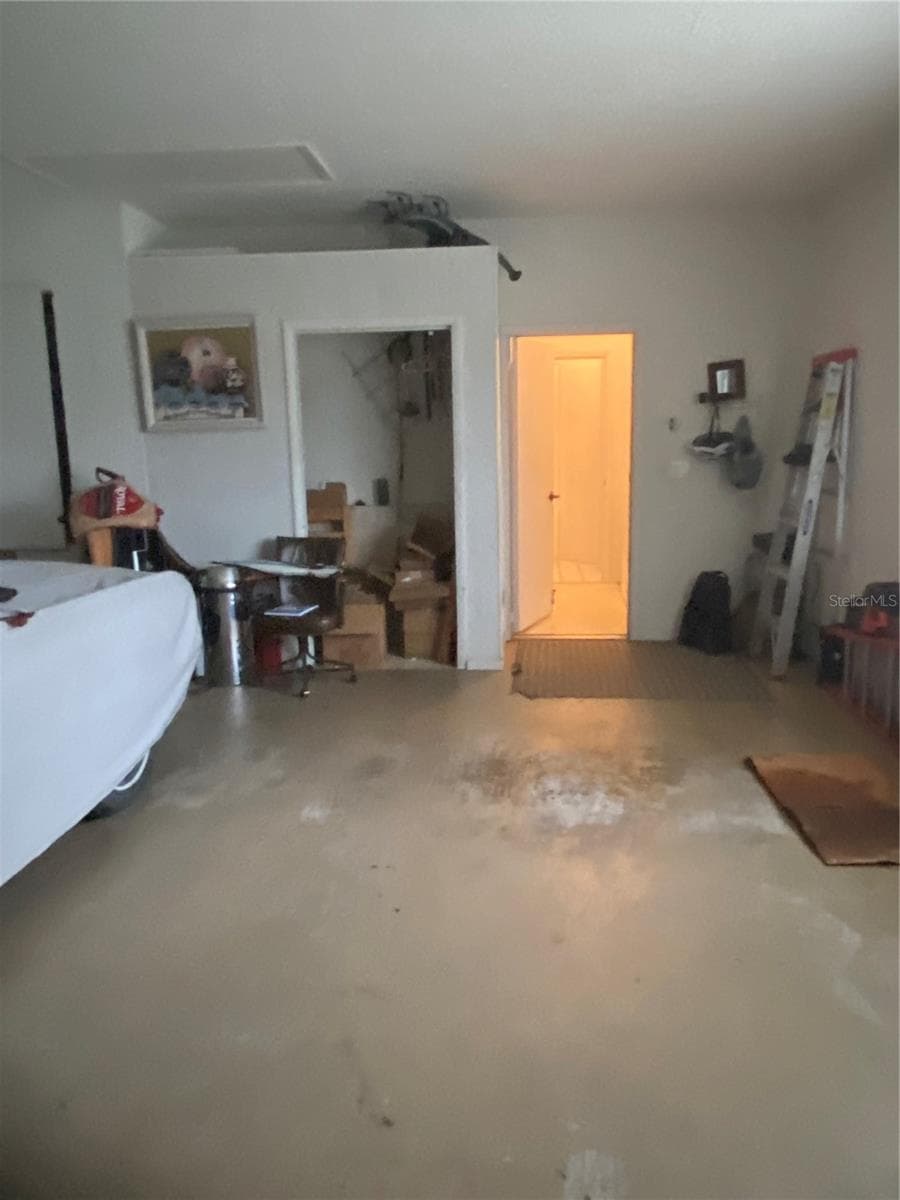 2-car garage with storage room - 11492 SW 82ND COURT RD, OCALA