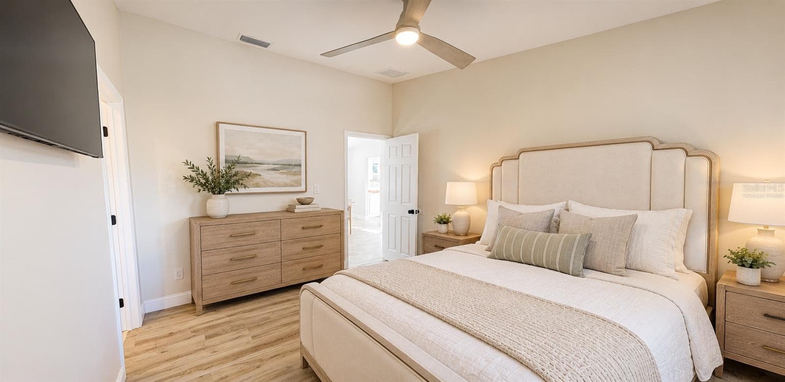 Virtually staged (dresser). - 414 BROADVIEW AVE, ALTAMONTE SPRINGS