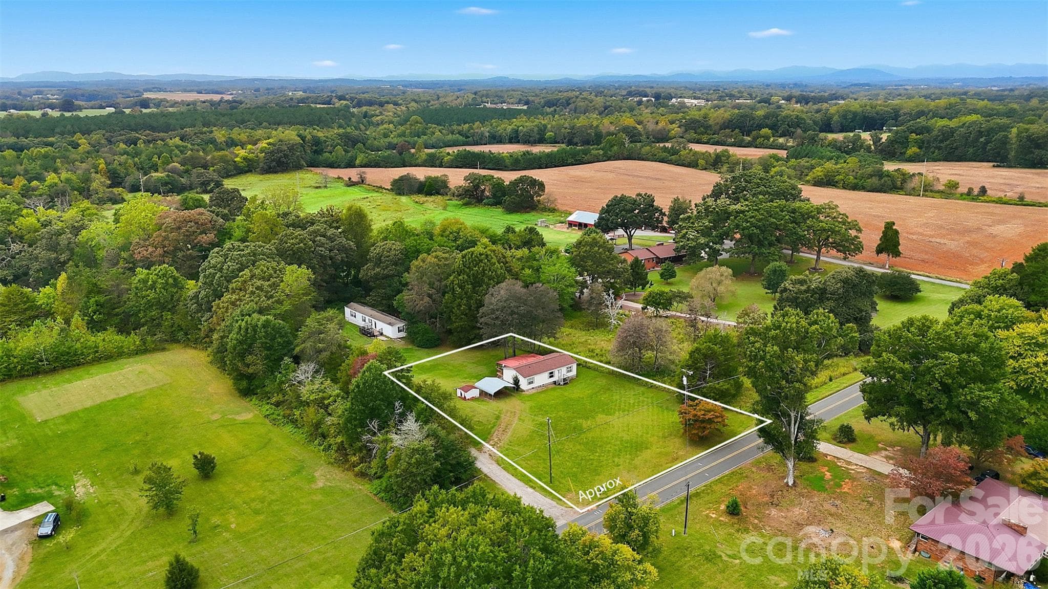 Single Family Residence at 425 E Lackey Farm Road, Stony Point, photo 25 of 29