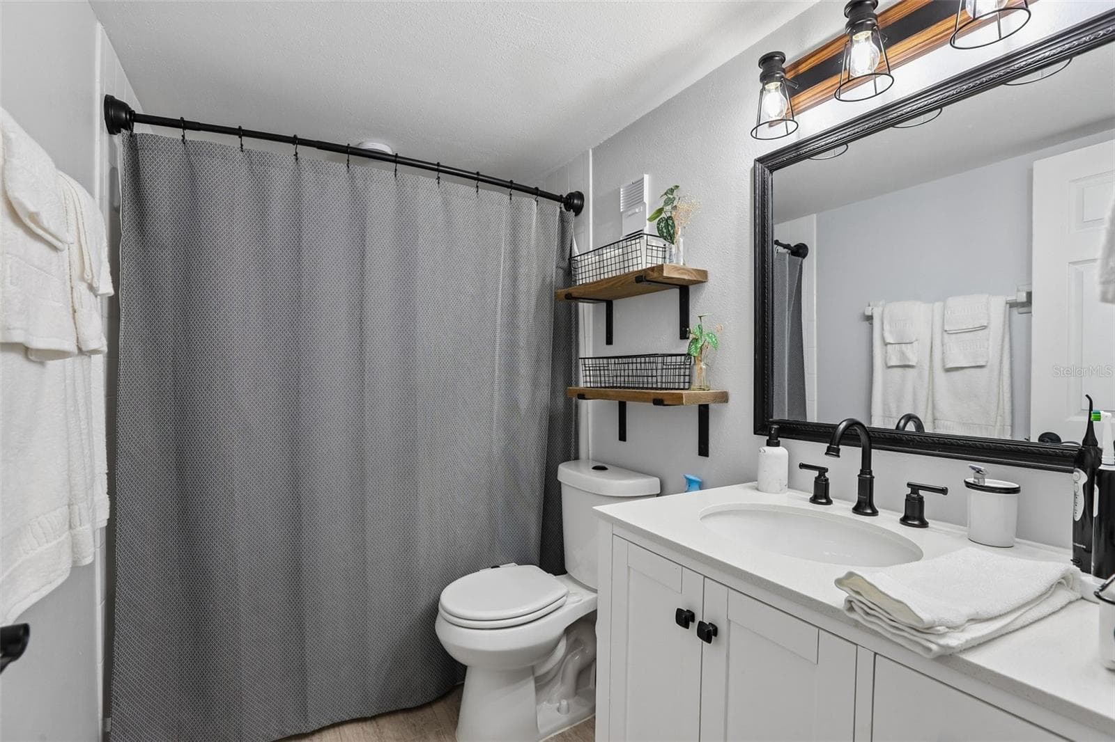 Condominium at 938 VIRGINIA ST #204, DUNEDIN, photo 22 of 36