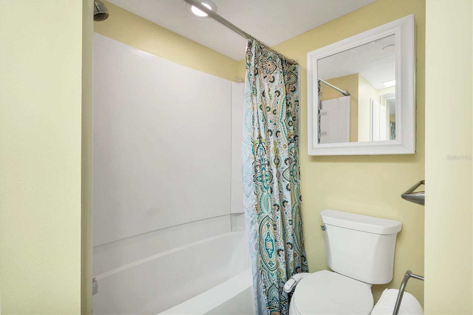 Tub / Shower! - 7070 PLACIDA RD #1231, PLACIDA