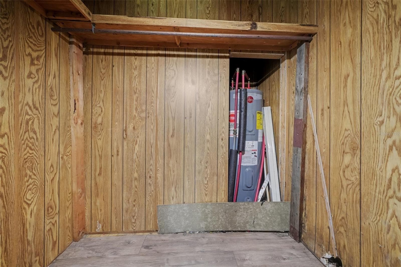 Manufactured Home at 114 SHADY OAK DR, SATSUMA, photo 16 of 29