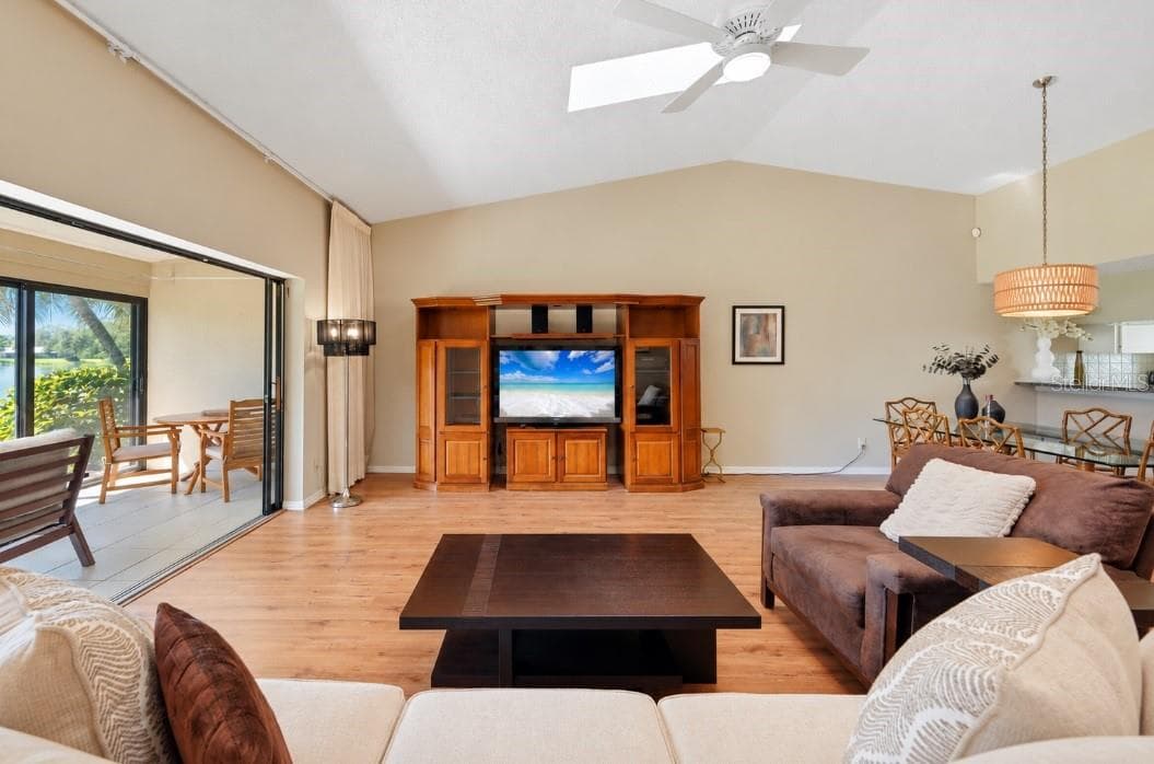 Villa at 3981 WILSHIRE CIR E #195, SARASOTA, photo 10 of 60