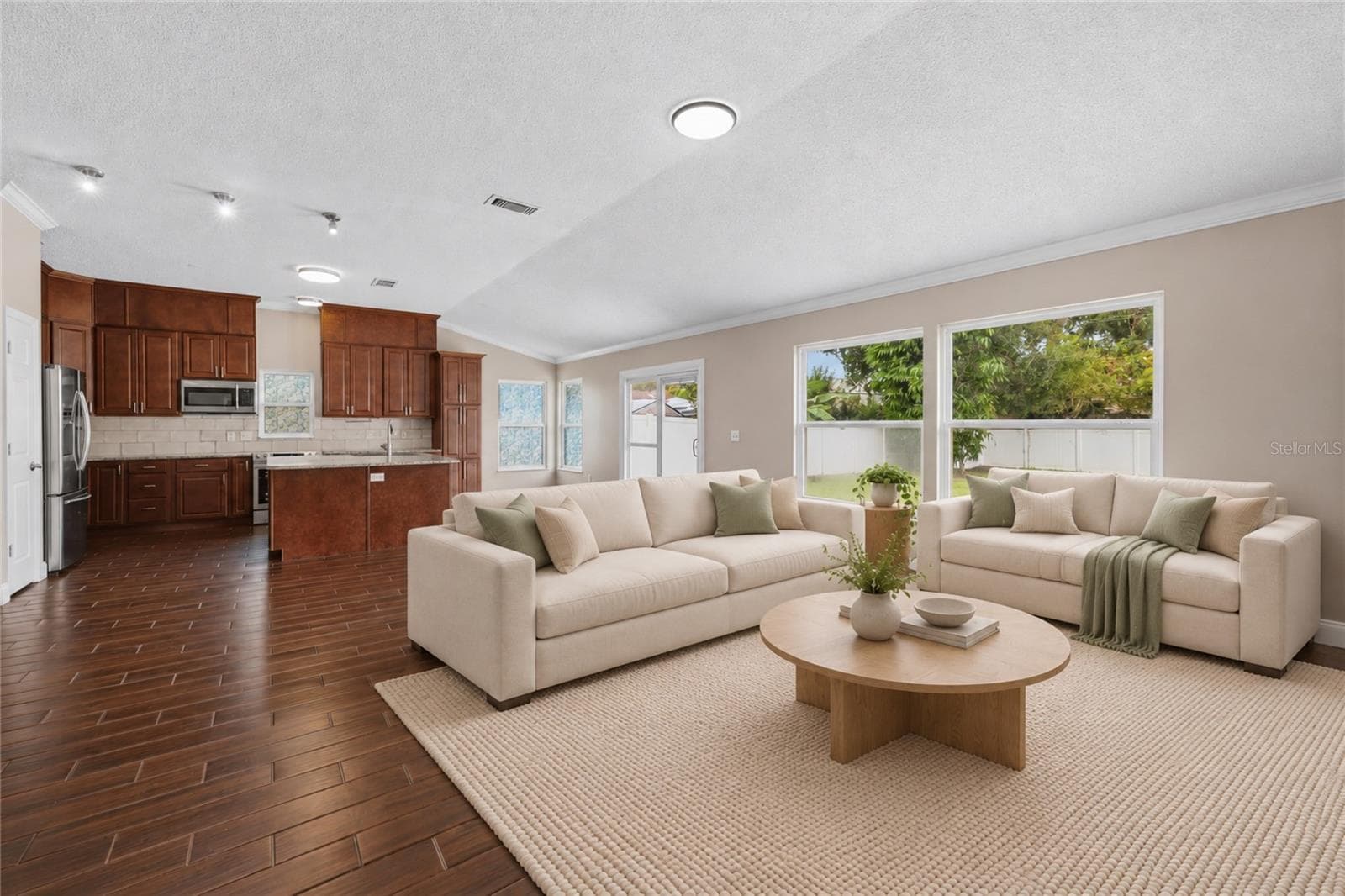 Living Room - 1680 LADY SLIPPER CIR, ORLANDO