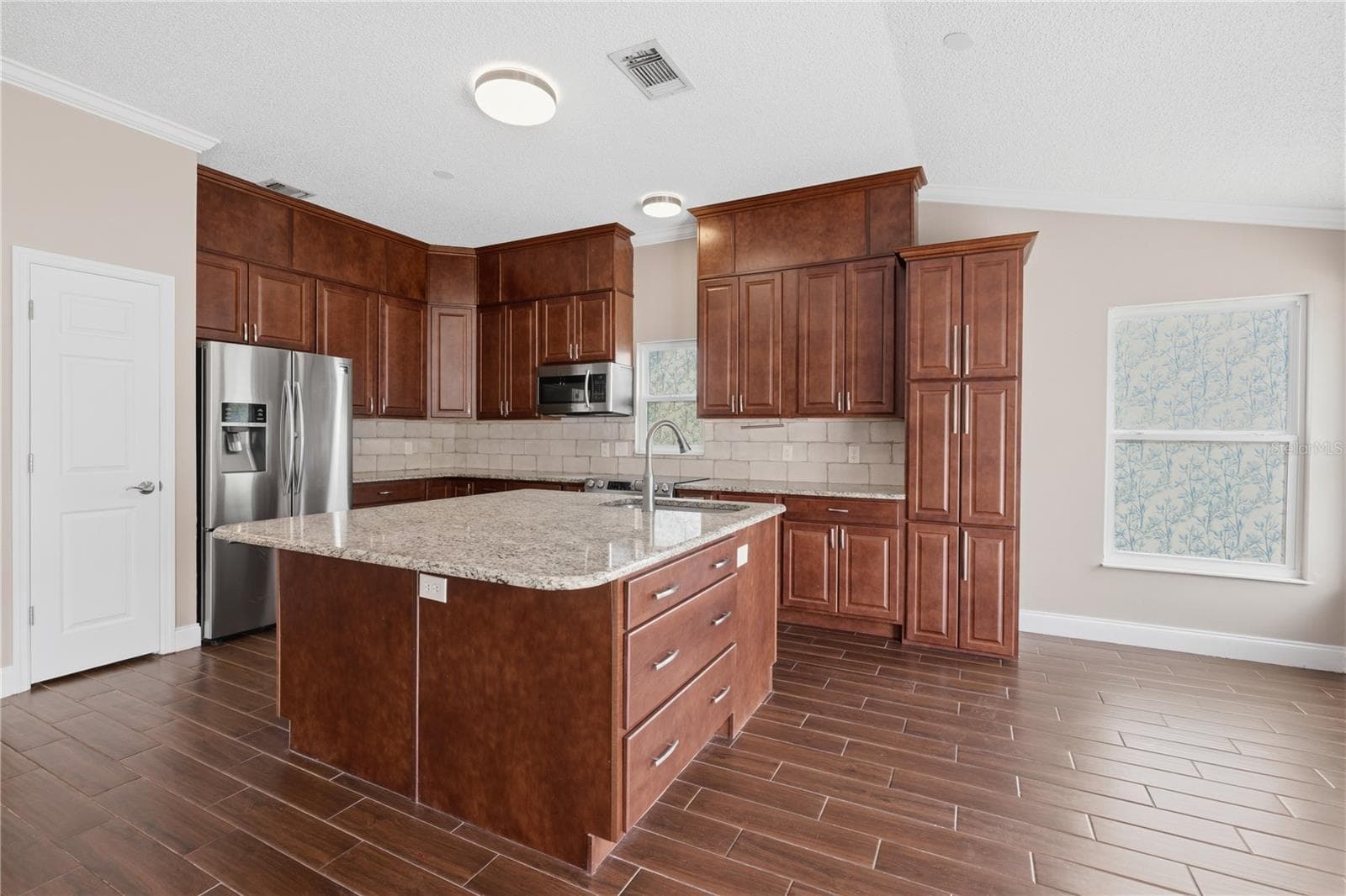 Kitchen - 1680 LADY SLIPPER CIR, ORLANDO
